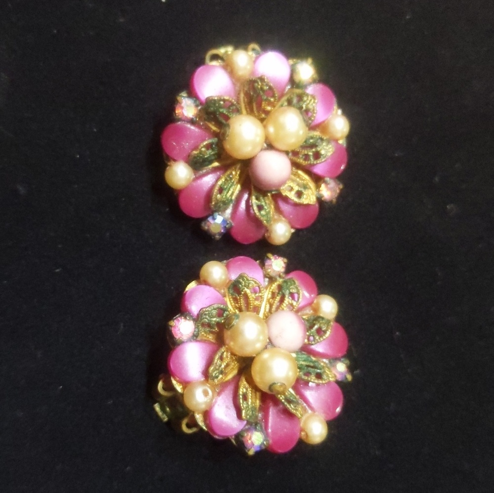 Vintage Pink Beaded Clip-on Earrings